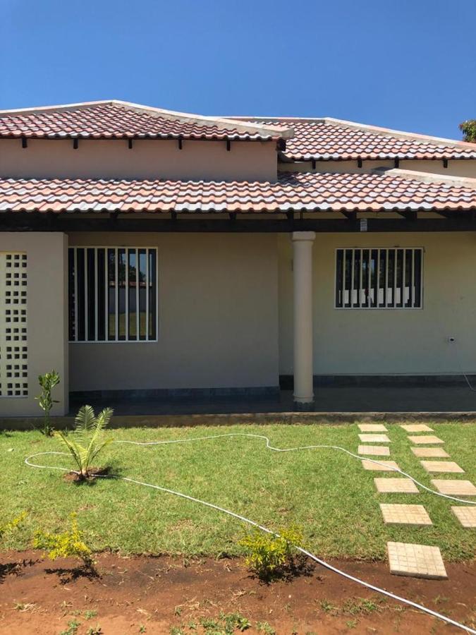 Elite Servicos - Acomodacao Familiar Maputo Exterior foto